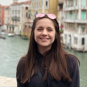 Meet your Posher, Cecilia